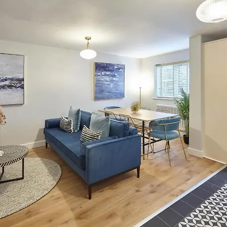 Tides Apartment *